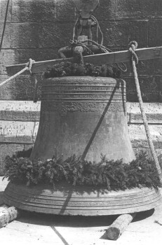 Glocke 2
